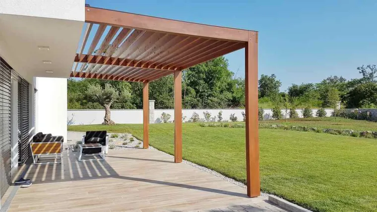 Pergola bioclimatique adossée, Toulon, JLB VÉRANDAS